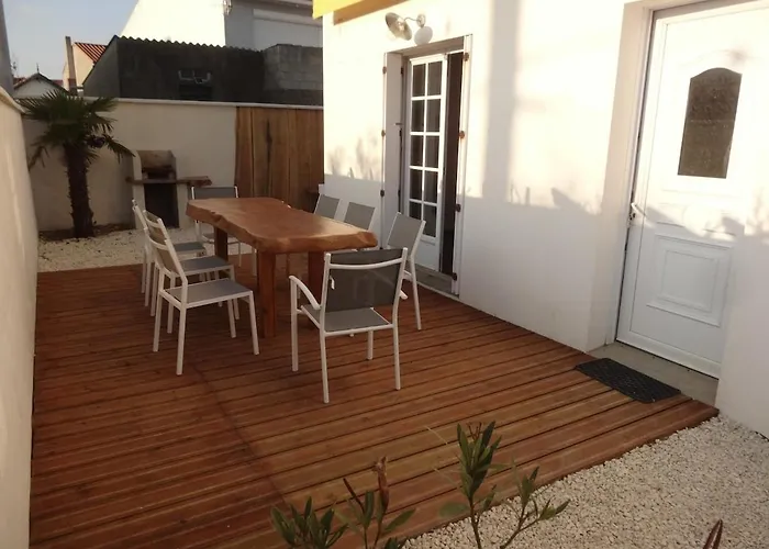 Maison Au Calme Proche Plage, Centre A 2 Min A Pied Dom wakacyjny *