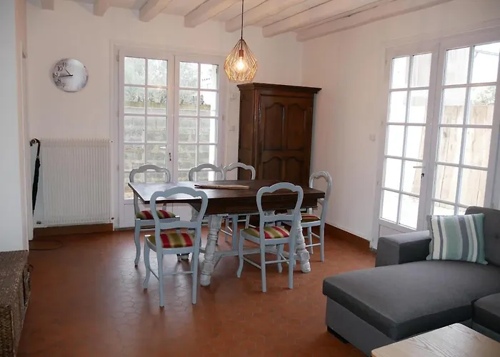 Dom wakacyjny Maison Au Calme Proche Plage, Centre A 2 Min A Pied La Tranche-sur-Mer