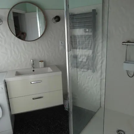 Maison Au Calme Proche Plage, Centre A 2 Min A Pied Vakantiehuis *