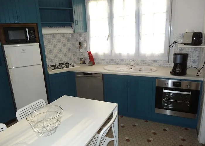 Maison Au Calme Proche Plage, Centre A 2 Min A Pied 別荘 *